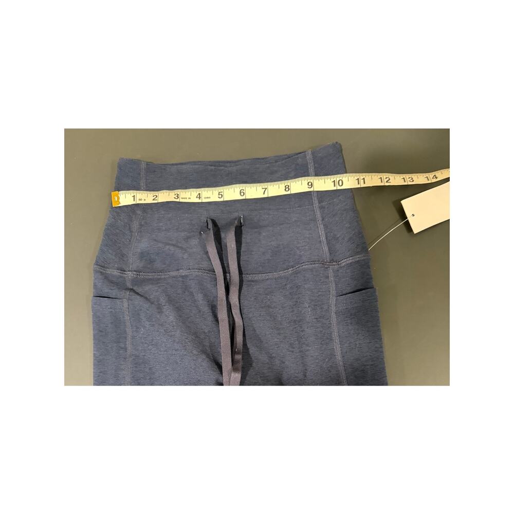 New! Beyond Yoga Spacedye Go Pocket Midi Legging Nocturnal Navy Small drawstring - Picture 6 of 8